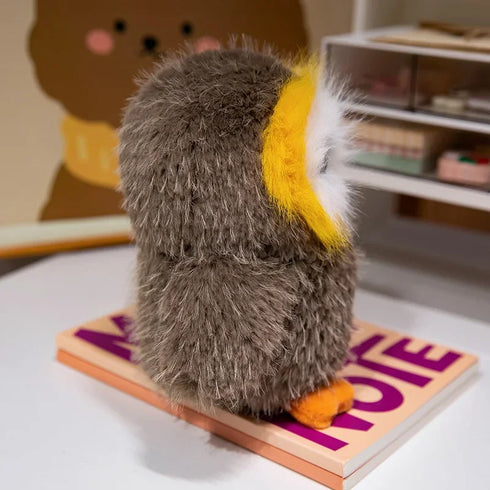 Eule Kuscheltier mit großen Augen