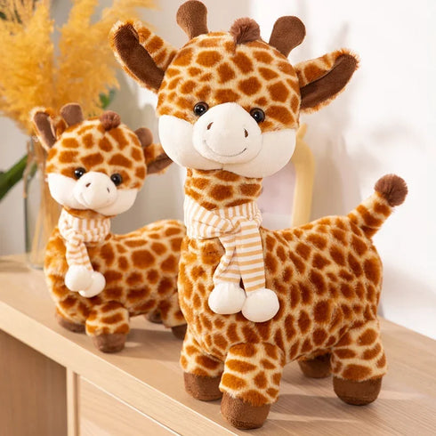 Giraffe Kuscheltier mit Schal