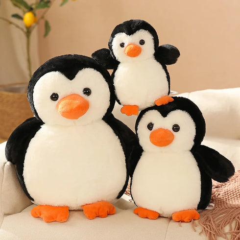 Pinguin Kuschelfreund mit Orangenem Schnabel